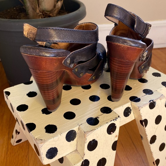 Frye Clogs - Picture 4 of 7